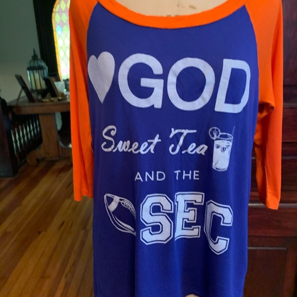 God Sweet Tea & The SEC Football T-shirt. M/L - Picture 2 of 9